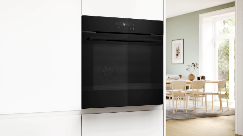 Bosch HJG852YB0K built-in oven in black, further view 3