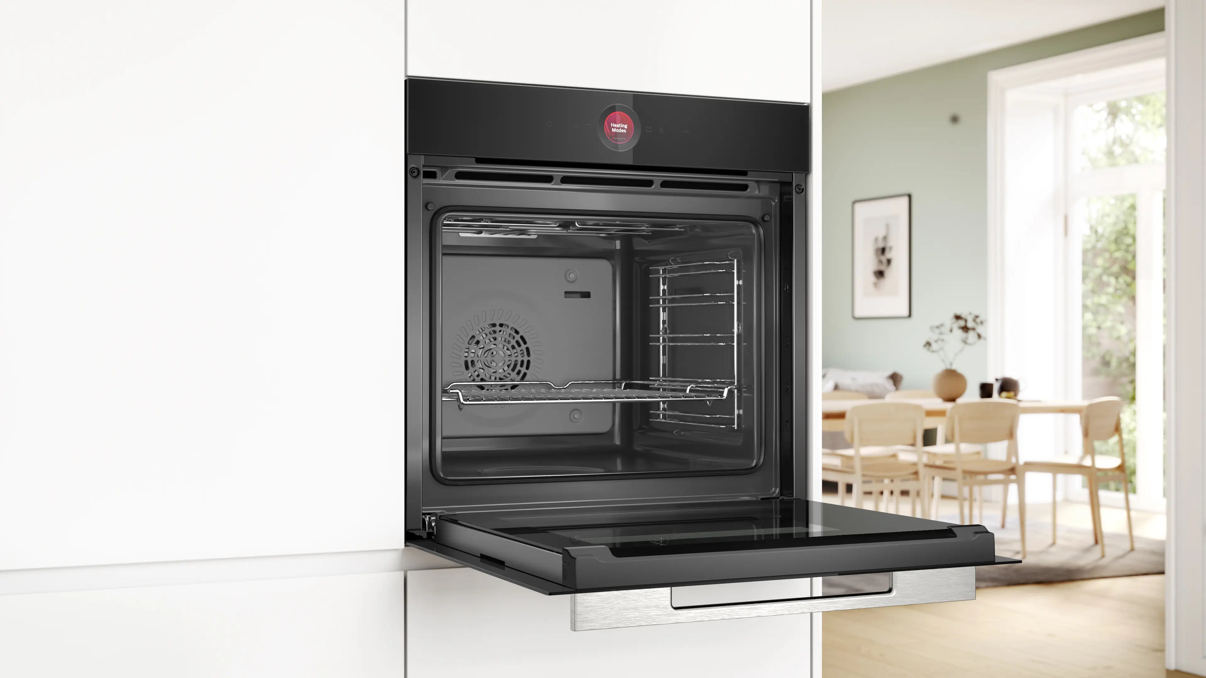 Bosch HBG7341B1B built-in oven in black, further view 4