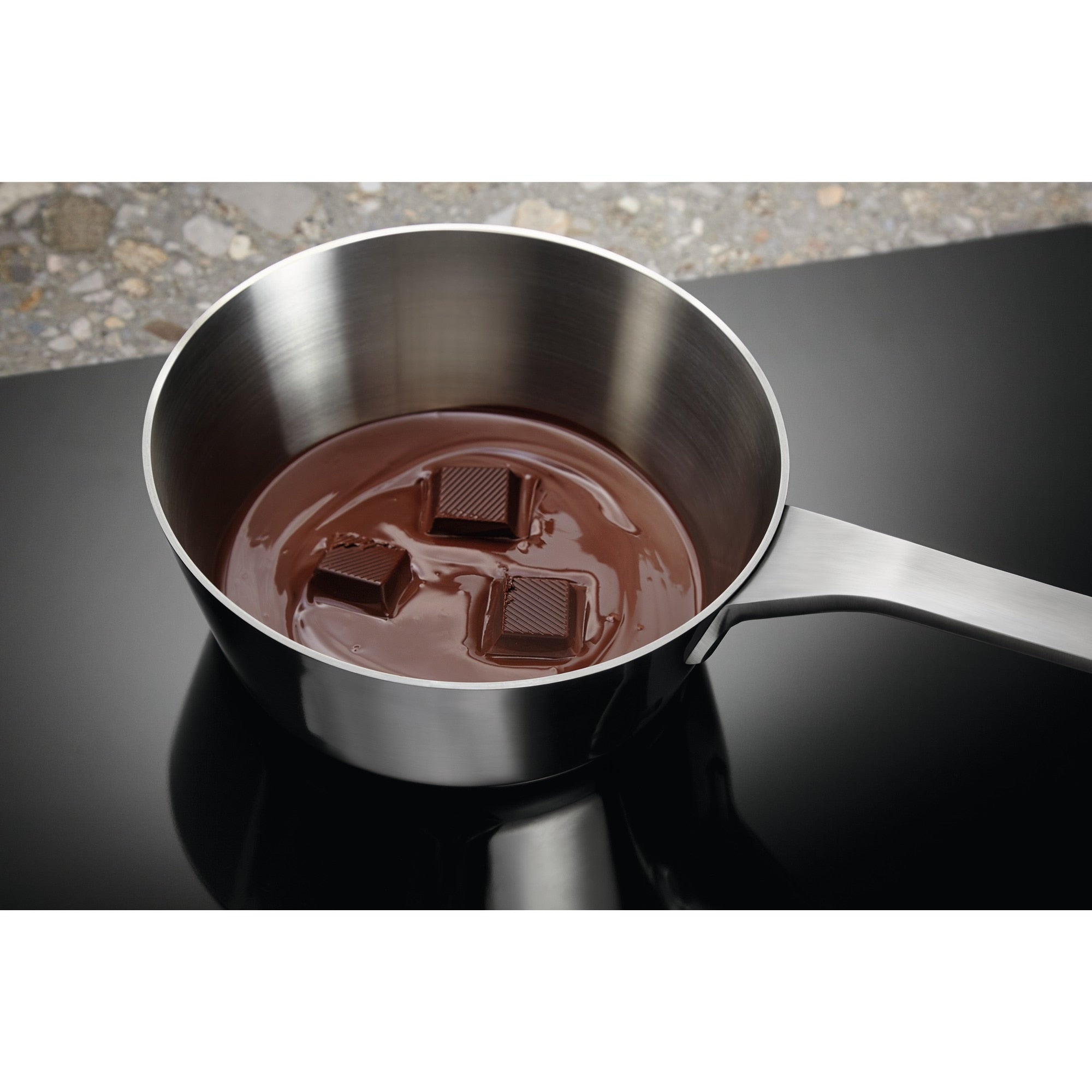 EIV63343 60cm 600 Series built-in induction hob with 3 cooking zones