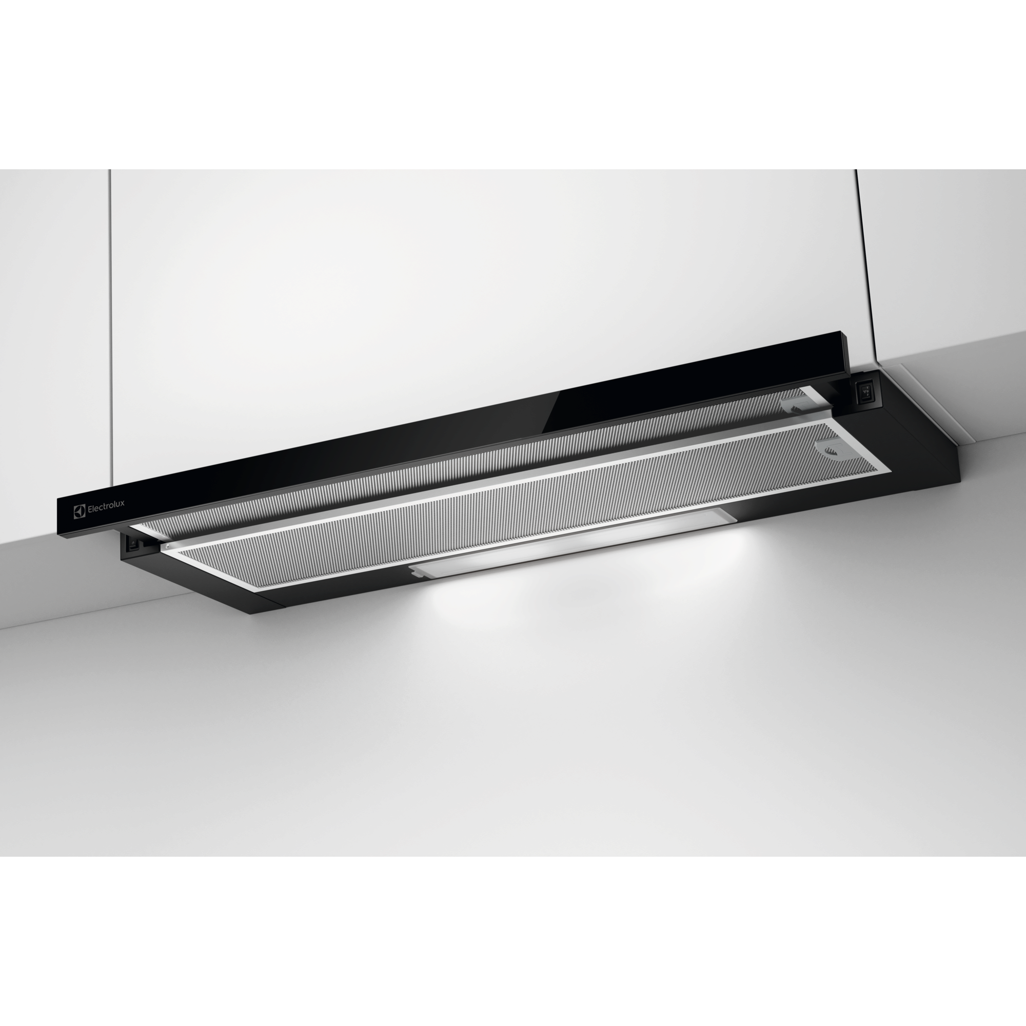ECP9311GB 90cm pull-out extractor hood installed under kitchen cabinet