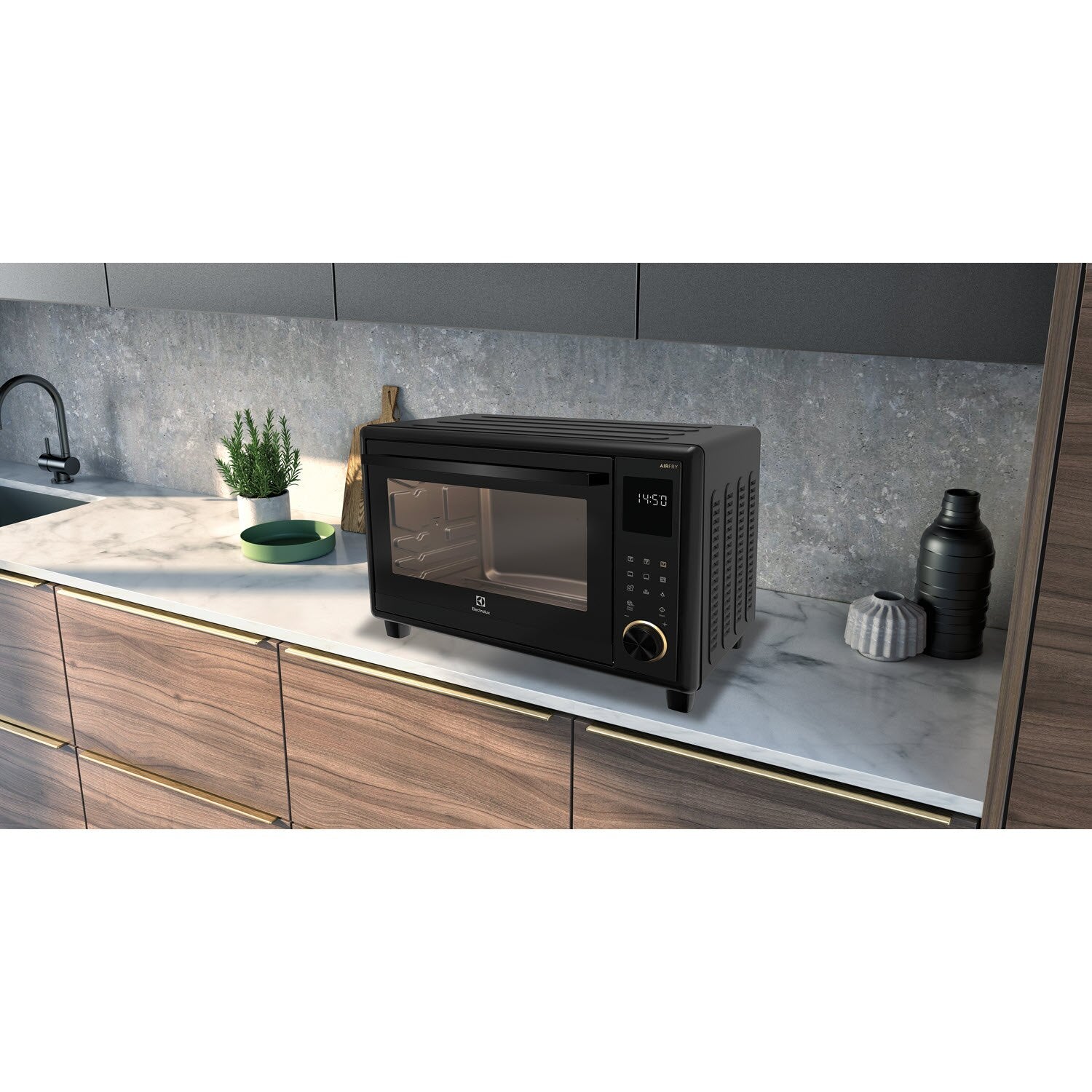 EOT4022XFDG 40L UltimateTaste 700 electric oven on a kitchen countertop