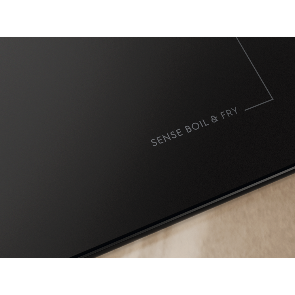 KIS87553IT 80cm 800 SenseBoil and Fry built-in induction hob with 5 cooking zones
