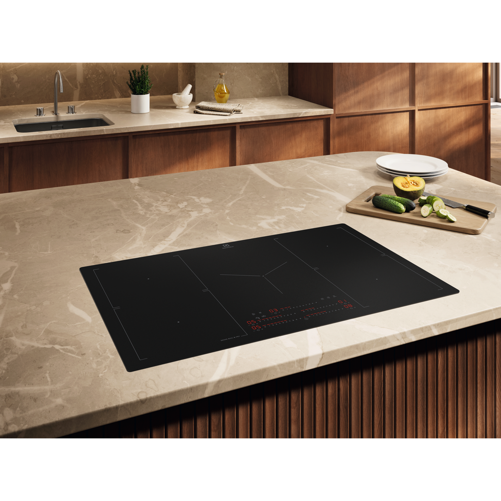 KIS87553IT 80cm 800 SenseBoil and Fry built-in induction hob with 5 cooking zones