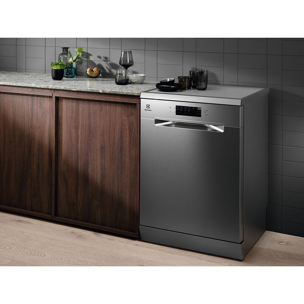 ESA47200SX 60cm freestanding dishwasher with 13 place settings - Stainless steel