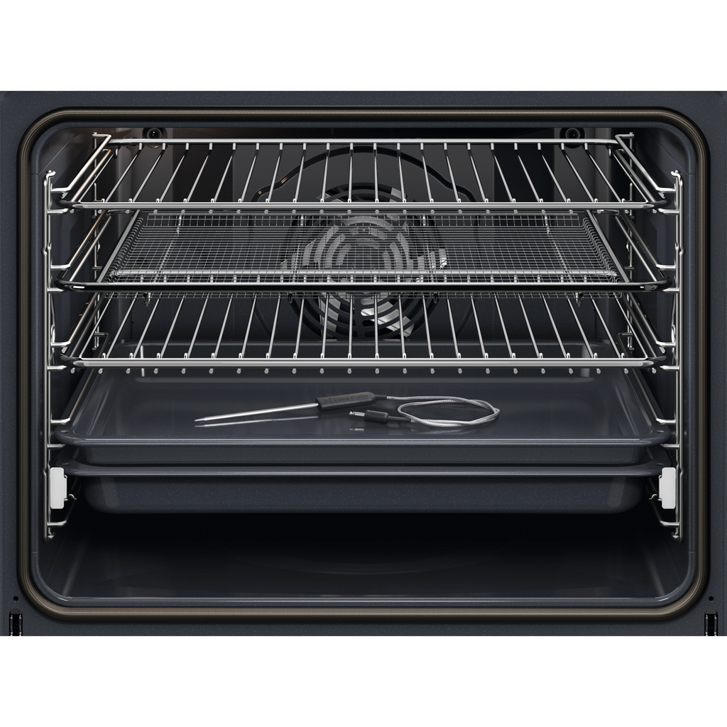 Electrolux KOCAP3XH 60 cm built-in steam oven, 72 L cavity interior with wire shelves, baking tray and food probe