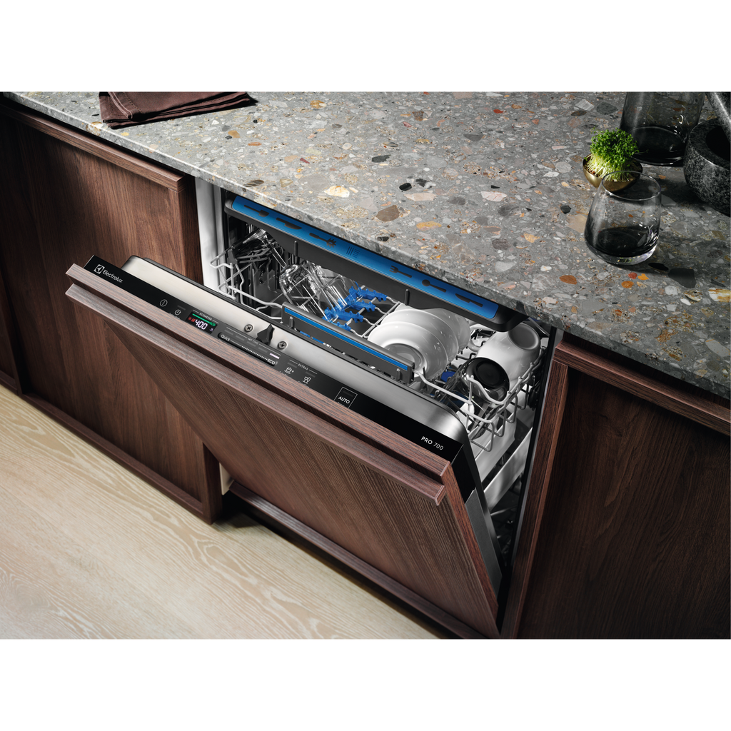 EEM48301L 60cm built-in dishwasher with 14 place settings - White